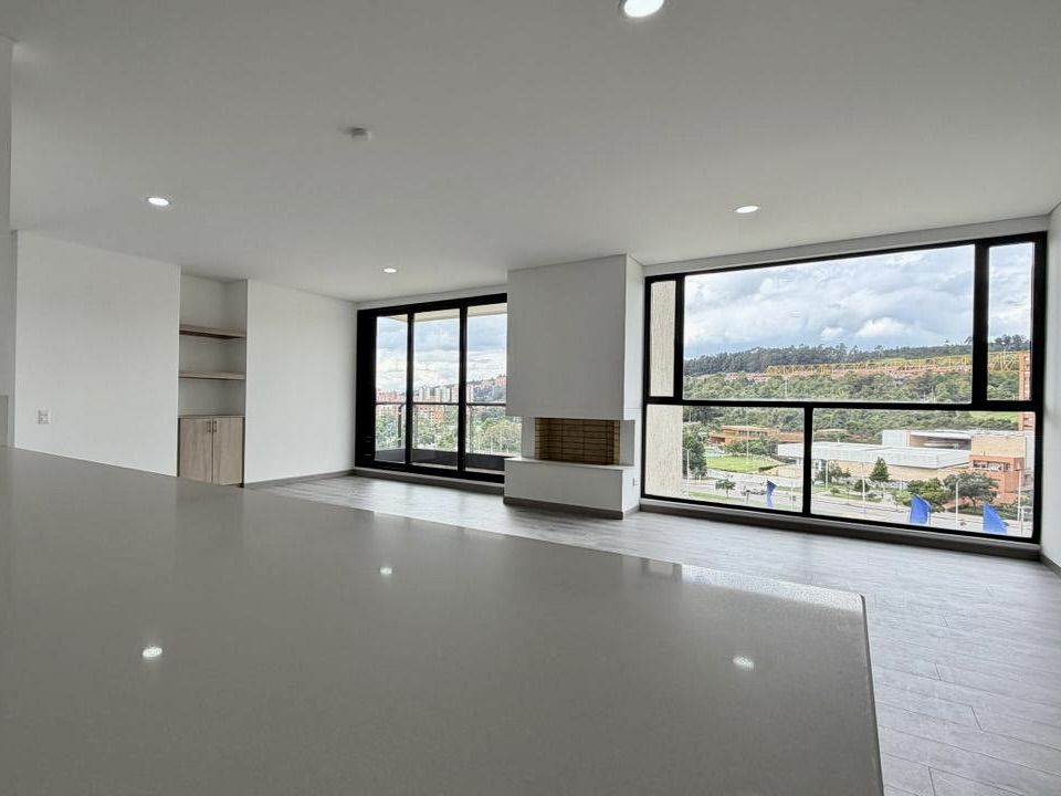 Apartamento en venta Cundinamarca Bogotá San Jose V Sector 157 m2 Habitaciones 3 Baños 4 Garajes 2 Precio $1250000000