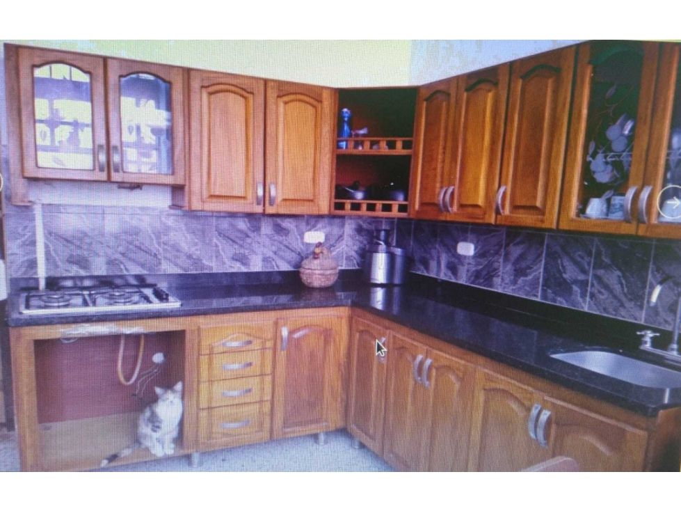 Casa en venta Antioquia Medellín Prado 360 m2 Habitaciones 9 Baños 5 Garajes 1 Precio $2000000000