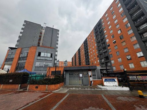 Apartamento en arriendo Cundinamarca Bogotá Villa Alsacia 2 50 m2 Habitaciones 3 Baños 2 Garajes 0 Precio $1900000