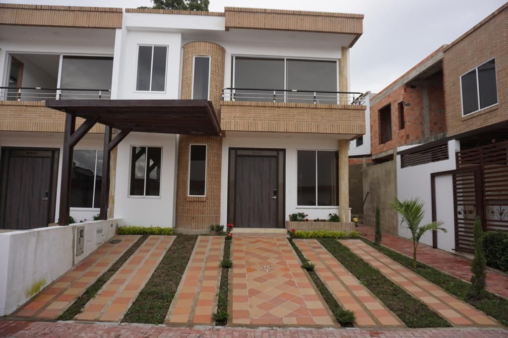 Casa en venta Cundinamarca Fusagasugá Sector Sabaneta 142 m2 Habitaciones 3 Baños 3 Garajes 2 Precio $850000000