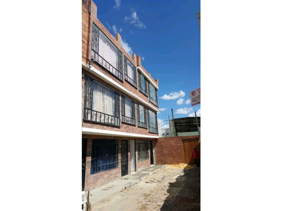 Casa en venta Cundinamarca Funza El Prado 225 m2 Habitaciones 9 Baños 5 Garajes 1 Precio $750000000