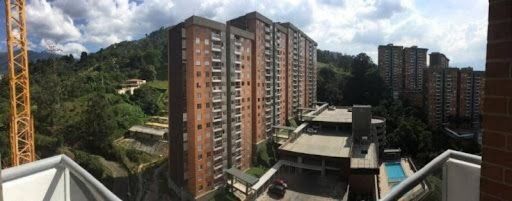 Apartamento en venta Antioquia Envigado Loma Del Barro 66 m2 Habitaciones 3 Baños 2 Garajes 1 Precio $420000000