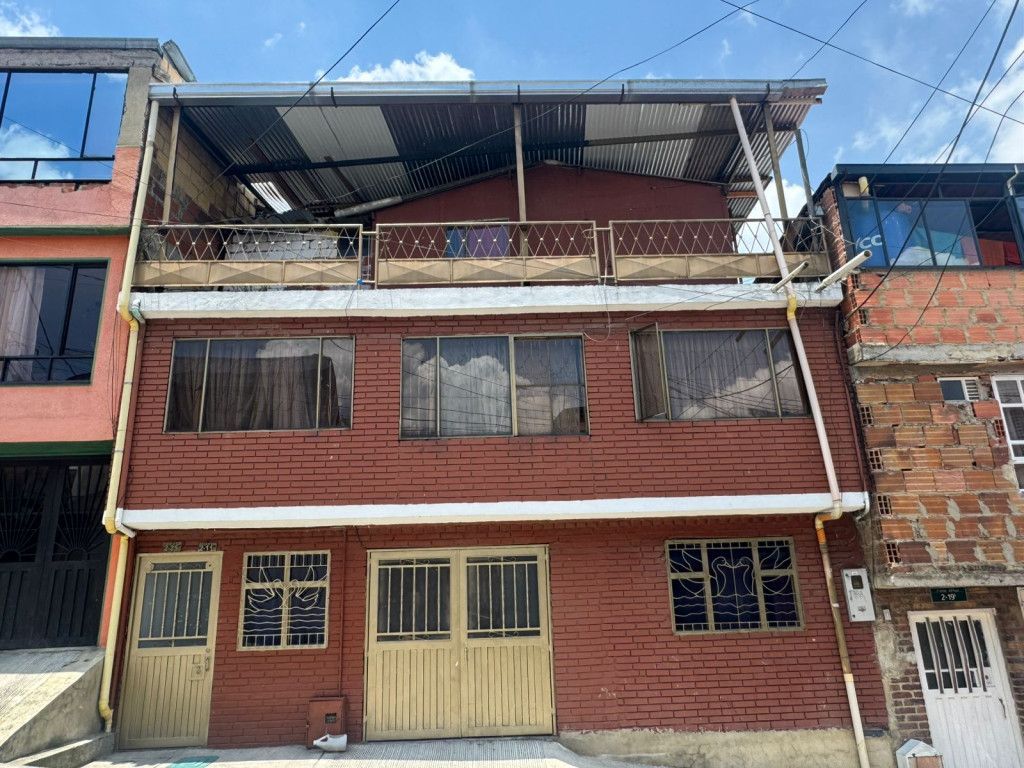 Casa en venta Cundinamarca Bogotá San Cristobal 0 m2 Habitaciones 9 Baños 5 Garajes 0 Precio $350000000