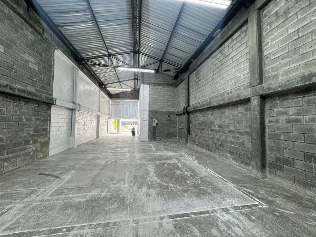 Bodega en arriendo Antioquia Rionegro Centro 164 m2 Habitaciones 0 Baños 0 Garajes 0 Precio $10710000