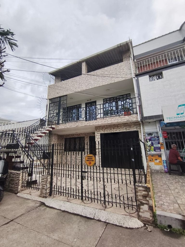 Casa en arriendo Valle Del Cauca Cali Maracaibo 140 m2 Habitaciones 4 Baños 3 Garajes 0 Precio $1500000