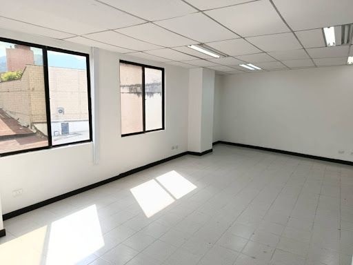 Oficina en arriendo Antioquia Medellín Lorena 60 m2 Habitaciones 0 Baños 1 Garajes 1 Precio $3000000