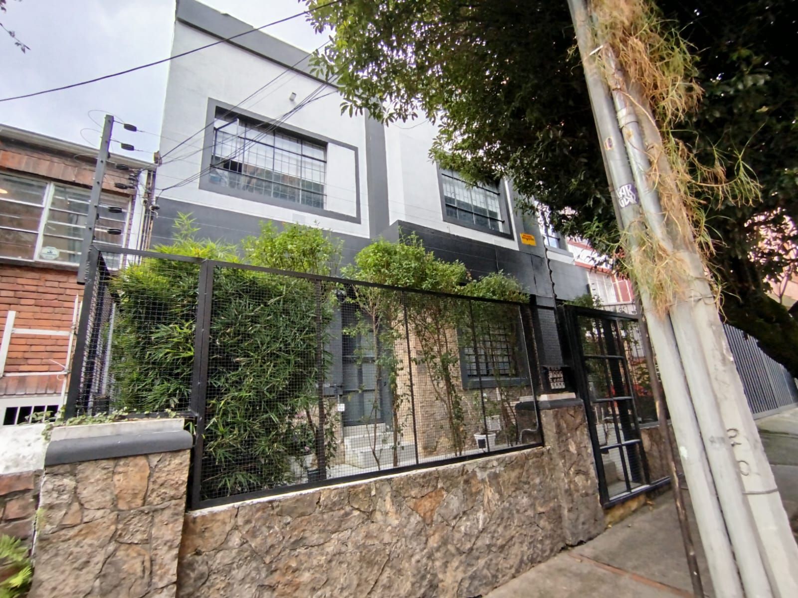 Apartaestudio en arriendo Cundinamarca Bogotá La Salle 20 m2 Habitaciones 1 Baños 1 Garajes 0 Precio $1800000