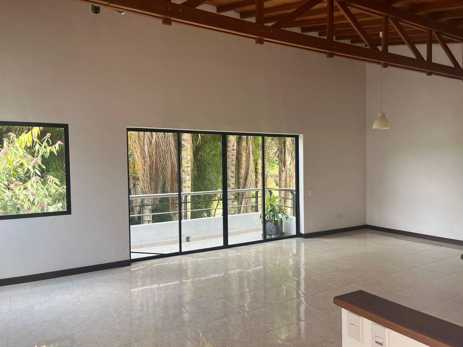 Casa en arriendo Antioquia Rionegro Cuatro Esquinas 142 m2 Habitaciones 2 Baños 2 Garajes 3 Precio $6200000