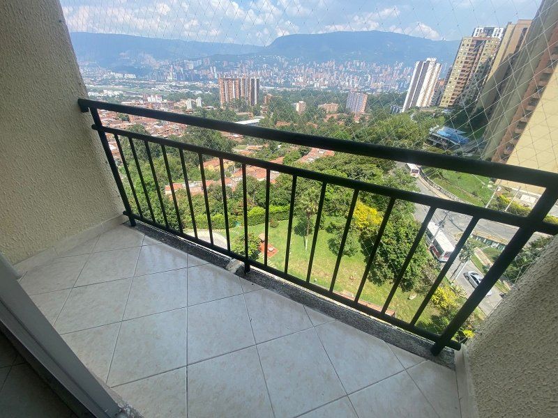Apartamento en venta Antioquia Medellín La Hondonada 51 m2 Habitaciones 3 Baños 2 Garajes 0 Precio $330000000
