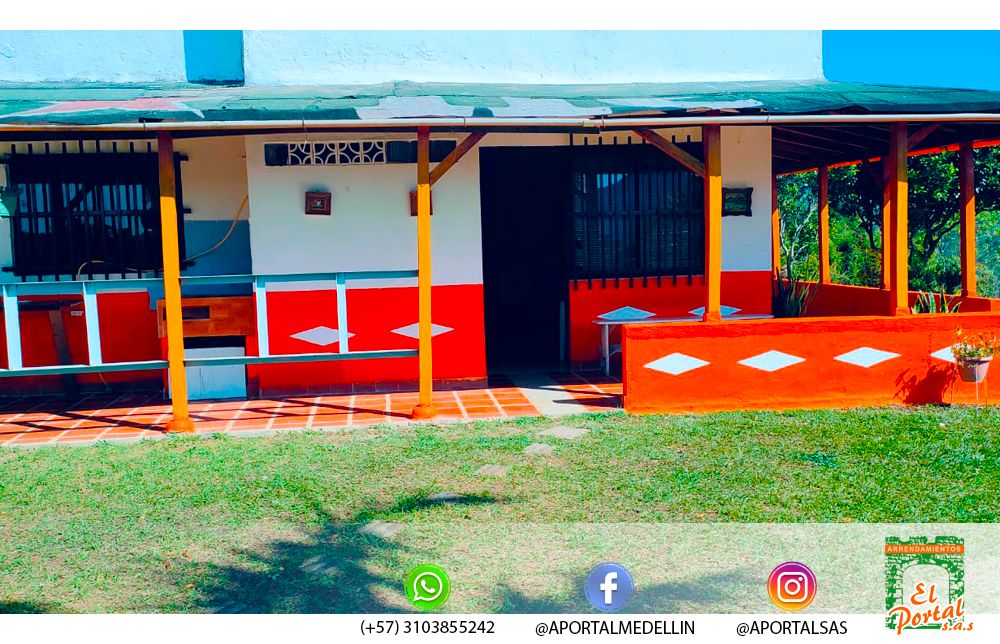 Finca en arriendo Antioquia Peñol Peñol 850 m2 Habitaciones 3 Baños 2 Garajes 0 Precio $1130000