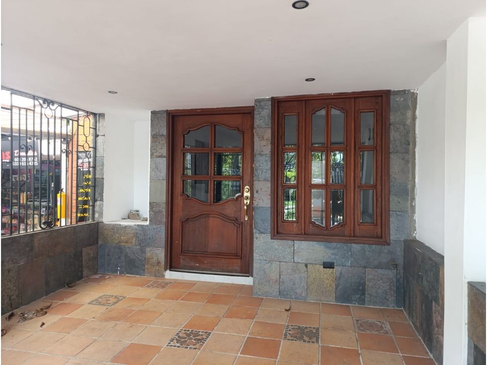 Casa en arriendo Antioquia La Estrella Las Brisas 200 m2 Habitaciones 5 Baños 3 Garajes 1 Precio $4000000