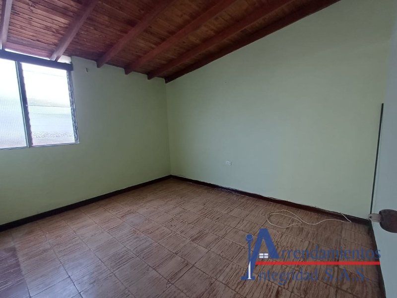 Apartaestudio en arriendo Antioquia Medellín La Gloria 25 m2 Habitaciones 1 Baños 1 Garajes 0 Precio $650000