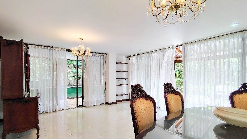 Casa en arriendo Antioquia Medellín San Lucas 240 m2 Habitaciones 4 Baños 4 Garajes 1 Precio $9500000