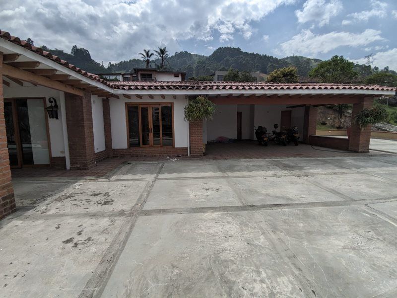Casa en arriendo Antioquia Envigado San Rafael 400 m2 Habitaciones 3 Baños 4 Garajes 0 Precio $12000000