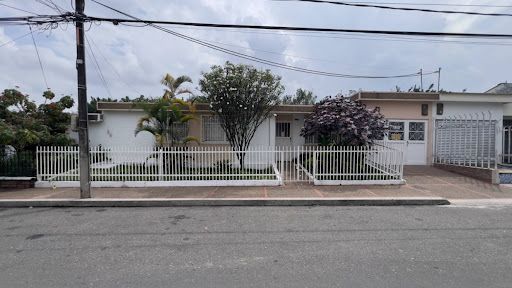 Casa en venta Tolima Ibagué La Macarena 240 m2 Habitaciones 4 Baños 3 Garajes 1 Precio $1080000000