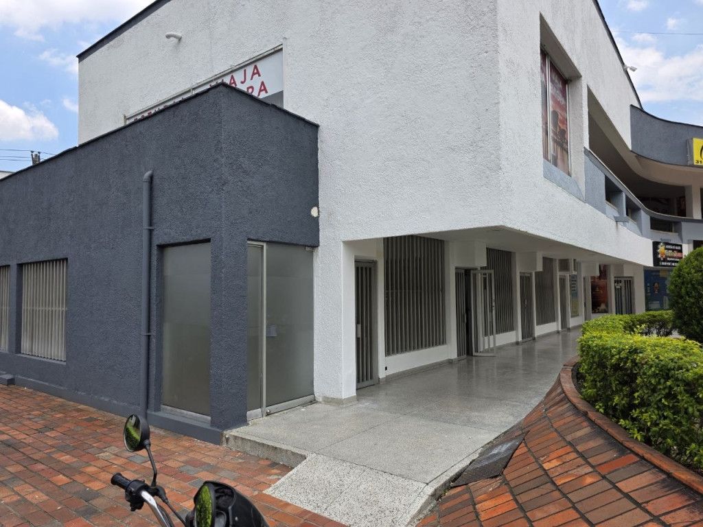 Local en arriendo Valle Del Cauca Cali Tequendama 170 m2 Habitaciones 0 Baños 2 Garajes 0 Precio $13084000