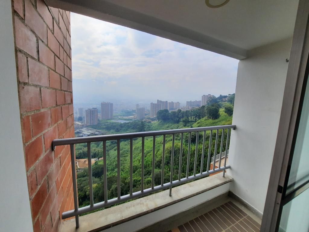 Apartamento en arriendo Antioquia Medellín La Hondonada 56 m2 Habitaciones 2 Baños 2 Garajes 1 Precio $2700000