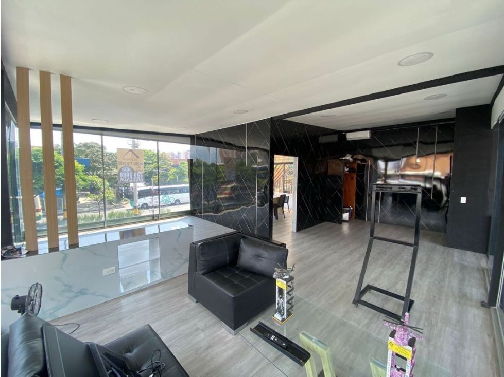 Local en arriendo Antioquia Medellín Carlos E Restrepo 30 m2 Habitaciones 0 Baños 1 Garajes 0 Precio $4300000