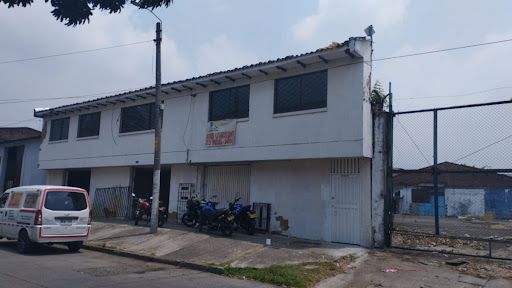 Bodega en venta Valle Del Cauca Cali Industrial 402 m2 Habitaciones 0 Baños 4 Garajes 0 Precio $800000000