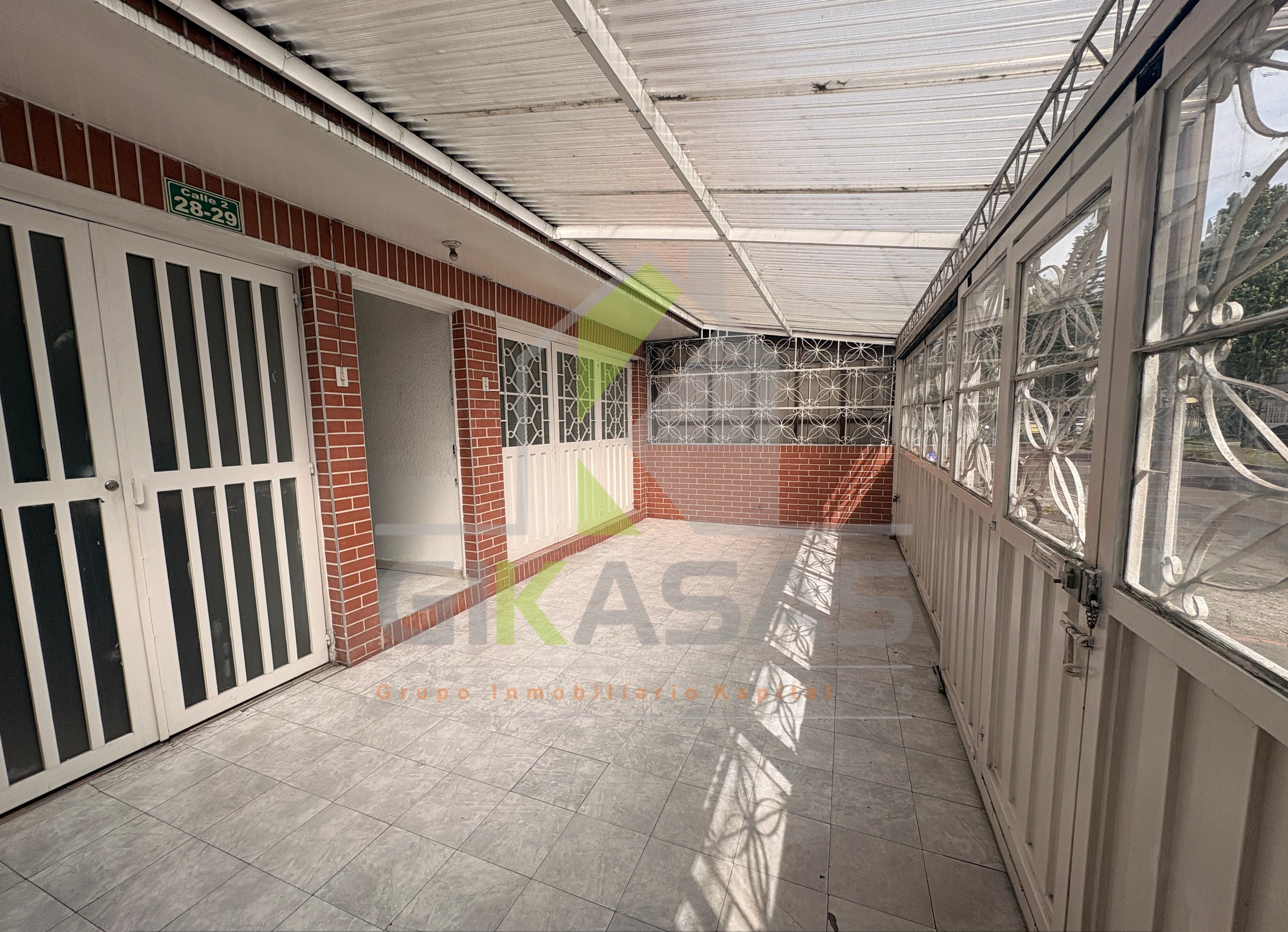 Casa en arriendo Cundinamarca Bogotá Santa Isabel 140 m2 Habitaciones 3 Baños 3 Garajes 1 Precio $3450000