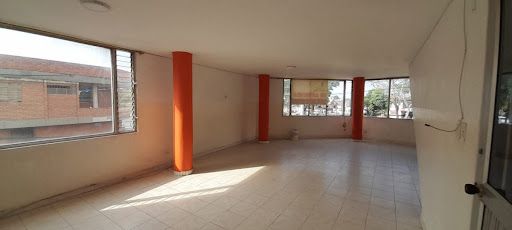 Bodega en arriendo Valle Del Cauca Cali Obrero 130 m2 Habitaciones 0 Baños 3 Garajes 0 Precio $2500000