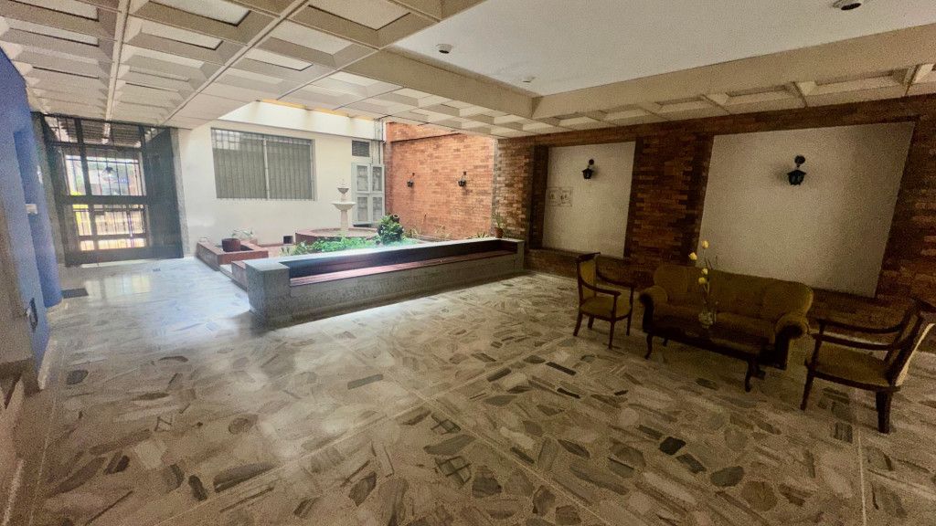 Apartamento en arriendo Valle Del Cauca Cali Granada 112 m2 Habitaciones 2 Baños 2 Garajes 0 Precio $2280000