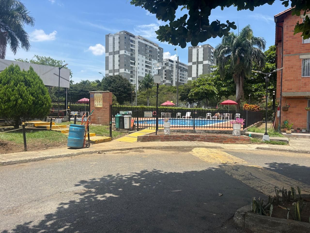 Casa en venta Valle Del Cauca Cali Lili 100 m2 Habitaciones 4 Baños 3 Garajes 1 Precio $380000000