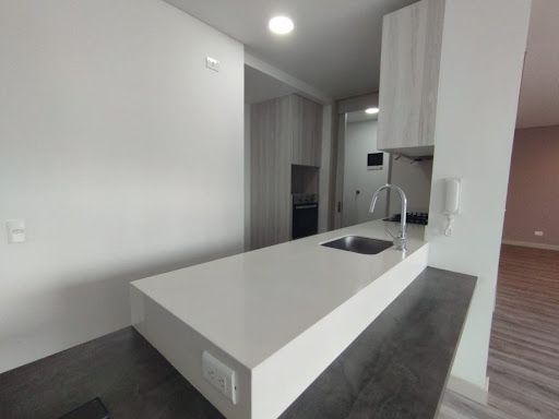 Apartaestudio en arriendo Antioquia Medellín Los Balsos No1 62 m2 Habitaciones 1 Baños 2 Garajes 1 Precio $4200000