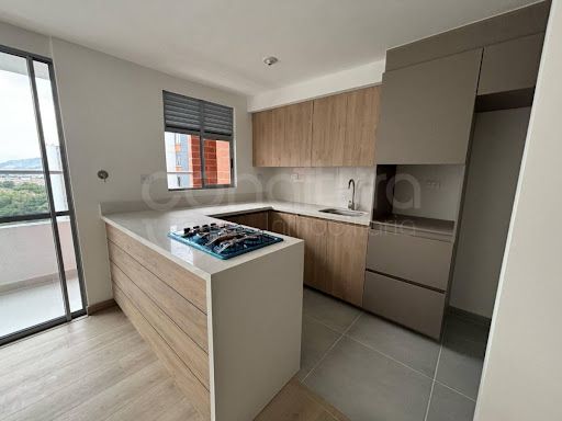 Apartamento en arriendo Antioquia Medellín Altamira 77 m2 Habitaciones 3 Baños 2 Garajes 1 Precio $3100000