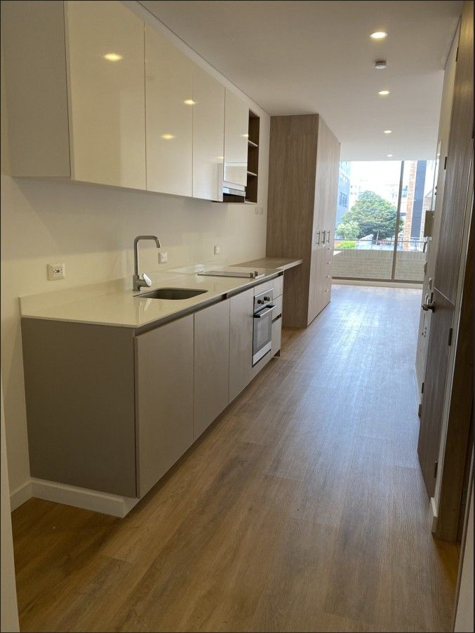 Apartaestudio en arriendo Cundinamarca Bogotá Cedritos 42 m2 Habitaciones 1 Baños 1 Garajes 1 Precio $2300000