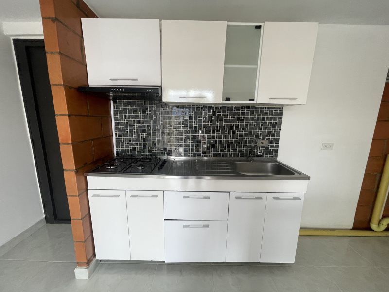 Apartamento en arriendo Antioquia Bello Guasimalito 58 m2 Habitaciones 3 Baños 2 Garajes 0 Precio $1700000