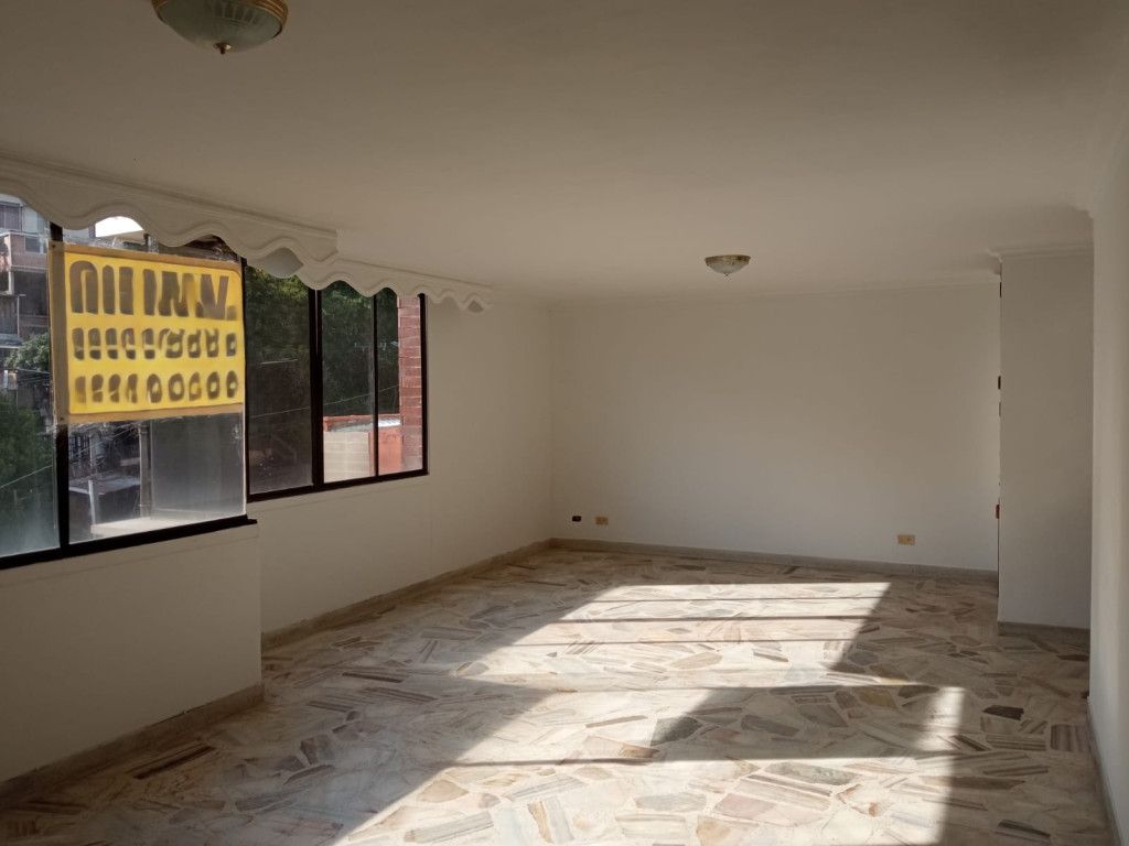 Apartamento en venta Valle Del Cauca Cali San Fernando Nuevo 117 m2 Habitaciones 3 Baños 3 Garajes 2 Precio $375000000
