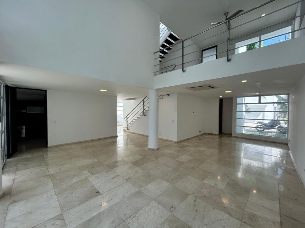 Casa en arriendo Atlántico Barranquilla Altos Del Limon 350 m2 Habitaciones 4 Baños 6 Garajes 4 Precio $13000000