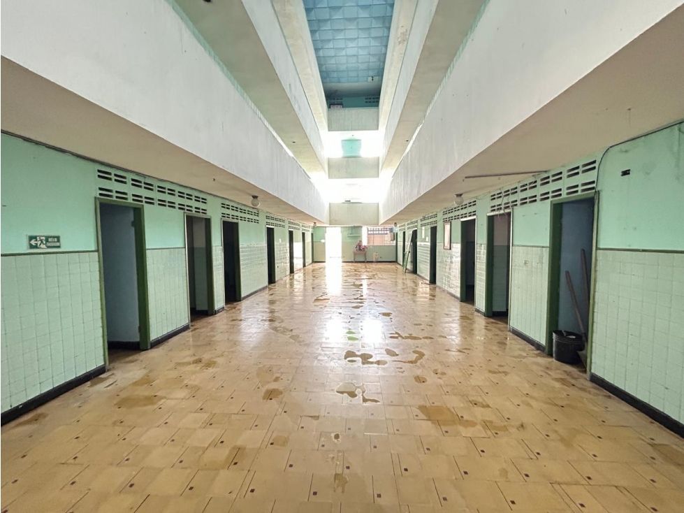 Oficina en arriendo o venta Atlántico Barranquilla San Roque 1956 m2 Habitaciones 0 Baños 10 Garajes 0 Precio venta $3500000000 Precio arriendo $15000000