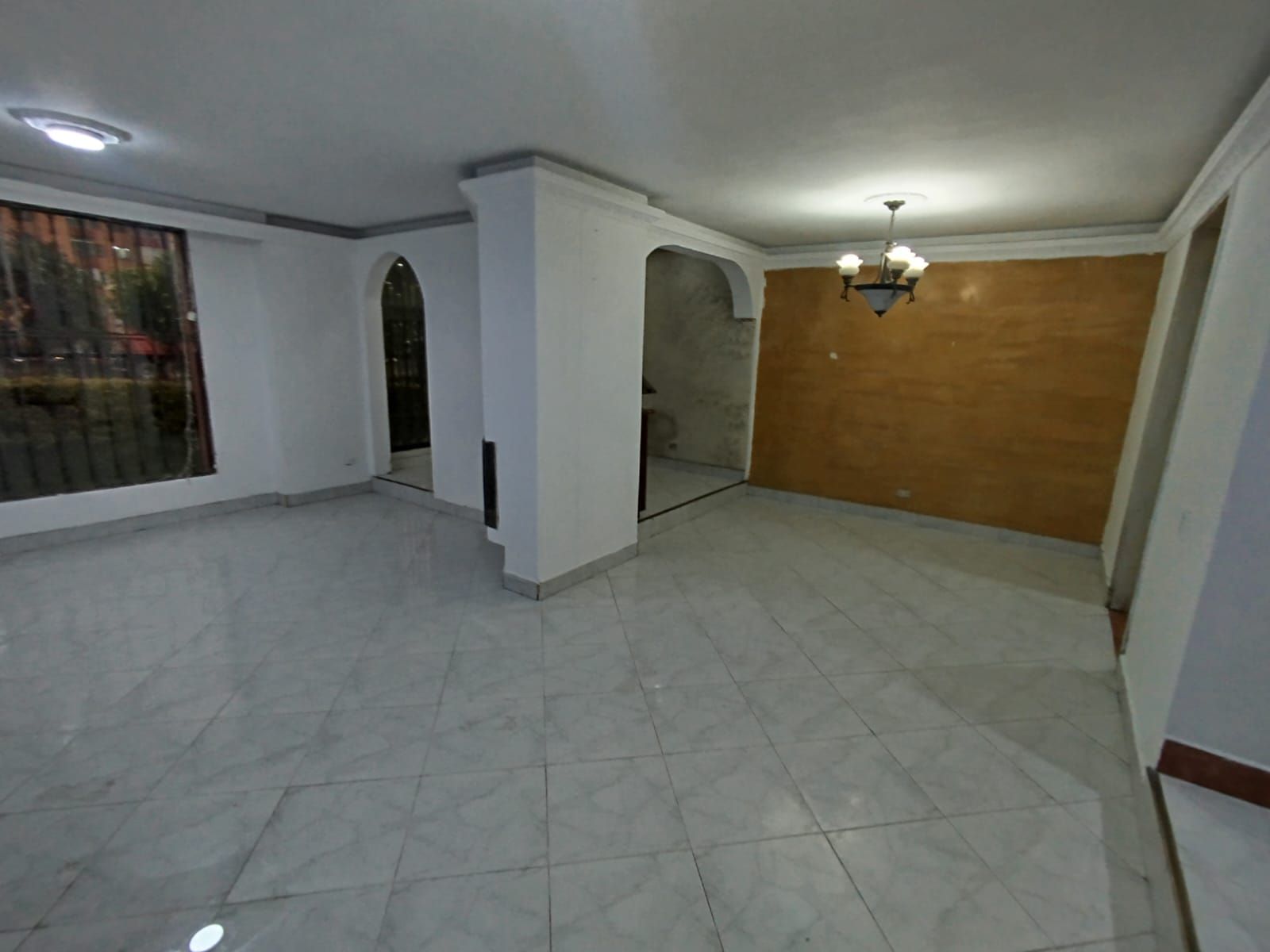 Casa en arriendo Cundinamarca Bogotá Santa Cecilia 170 m2 Habitaciones 3 Baños 3 Garajes 2 Precio $4200000