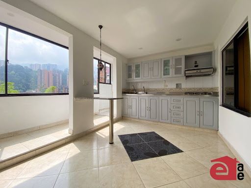 Apartamento en arriendo Antioquia Envigado El Salado 57 m2 Habitaciones 2 Baños 1 Garajes 0 Precio $2500000
