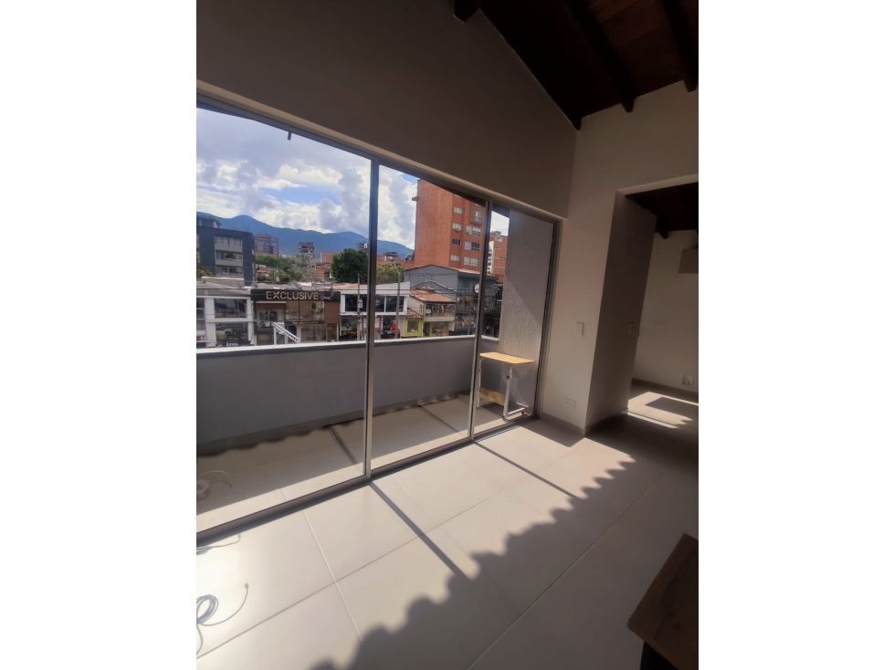 Apartamento en arriendo Antioquia Medellín Las Acacias 90 m2 Habitaciones 3 Baños 2 Garajes 0 Precio $2700000