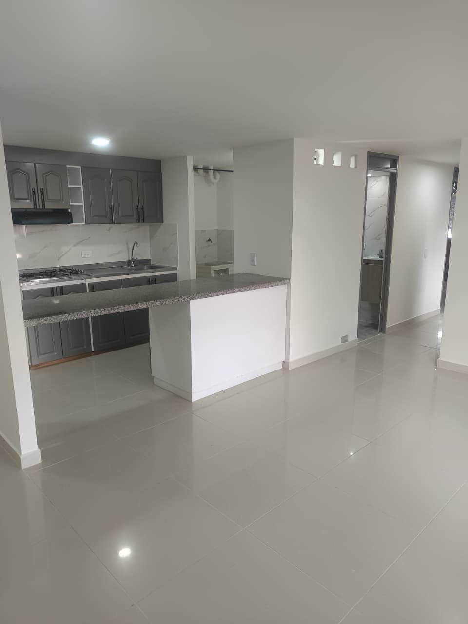Apartamento en arriendo Antioquia Bello Ub Peña Verde 65 m2 Habitaciones 3 Baños 2 Garajes 1 Precio $1650000