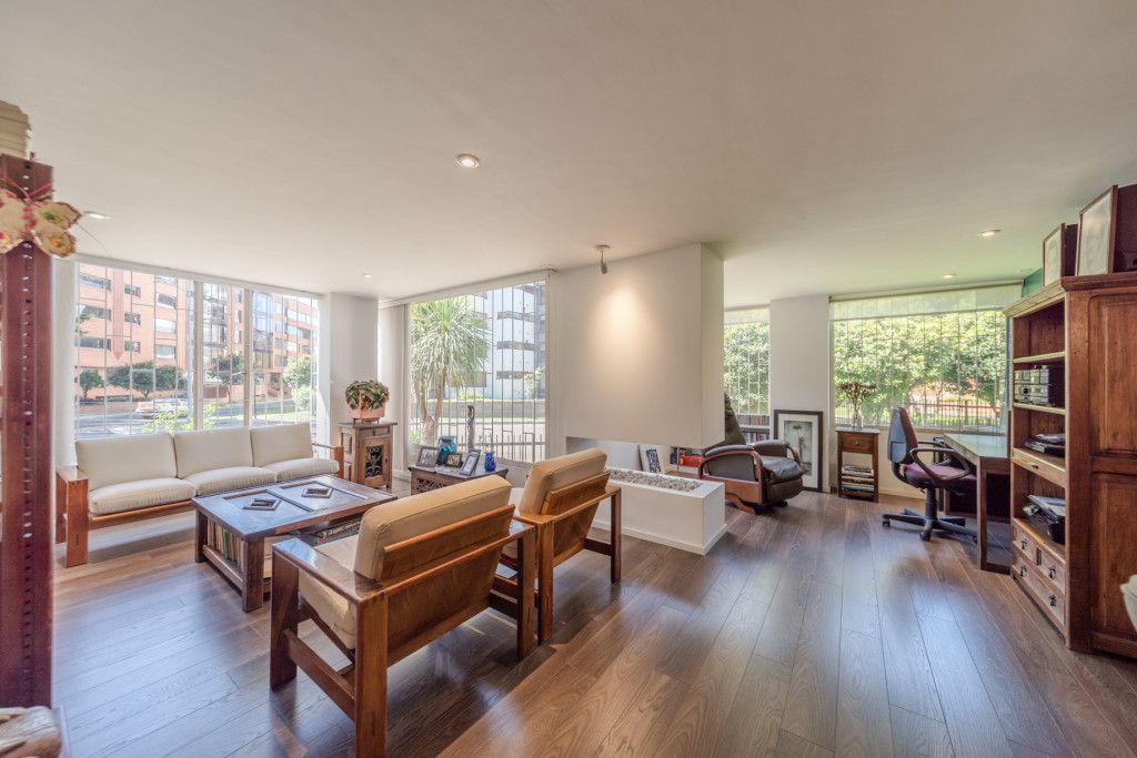 Apartamento en arriendo Cundinamarca Bogotá Santa Barbara Central 91 m2 Habitaciones 2 Baños 3 Garajes 1 Precio $5252900