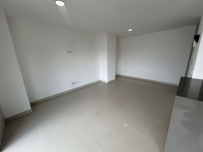 Apartamento en arriendo Antioquia Medellín La Salle 78 m2 Habitaciones 3 Baños 2 Garajes 1 Precio $2800000