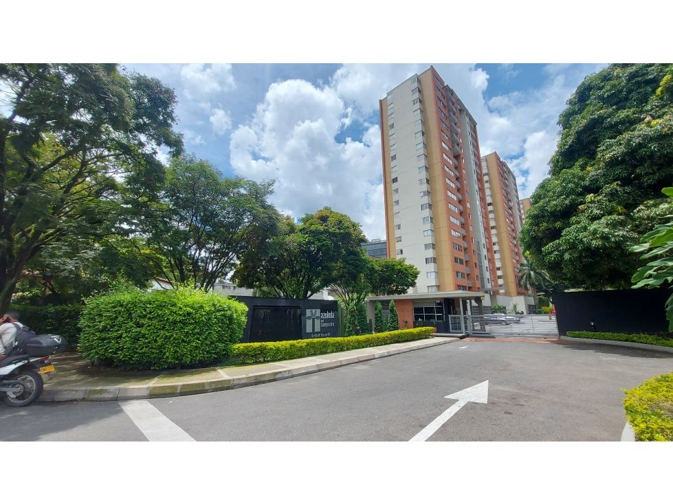Apartamento en arriendo Antioquia Medellín Urbanizacion Villa Jardin I Etapa 54 m2 Habitaciones 3 Baños 2 Garajes 1 Precio $3300000