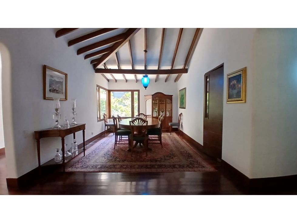 Casa en arriendo Antioquia Medellín Los Balsos No1 350 m2 Habitaciones 2 Baños 4 Garajes 5 Precio $18000000