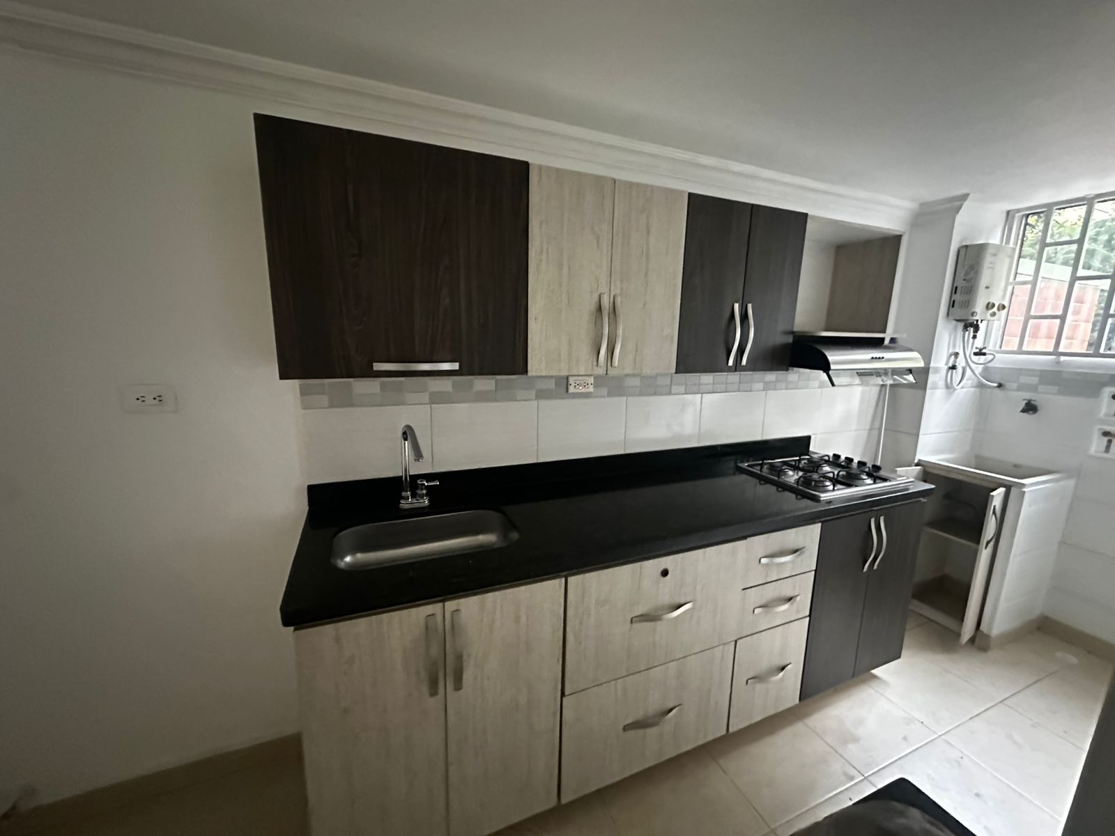 Apartamento en arriendo Antioquia Medellín Calasanz Parte Alta 76 m2 Habitaciones 3 Baños 2 Garajes 1 Precio $3000000