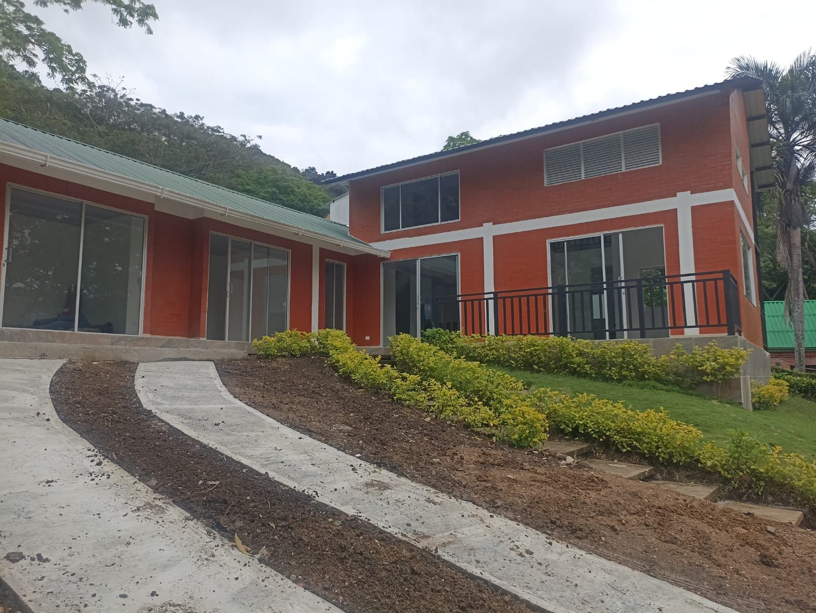 Casa Campestre en venta Cundinamarca Apulo Apulo 140 m2 Habitaciones 3 Baños 4 Garajes 2 Precio $325000000