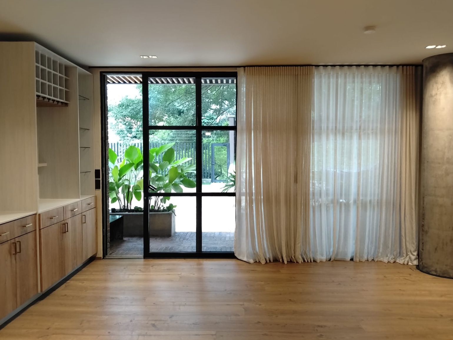 Apartamento en venta Antioquia Medellín Castropol 57 m2 Habitaciones 1 Baños 2 Garajes 1 Precio $665000000