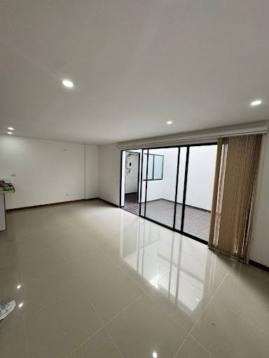 Casa en venta Antioquia Rionegro San Antonio 165 m2 Habitaciones 3 Baños 4 Garajes 1 Precio $850000000