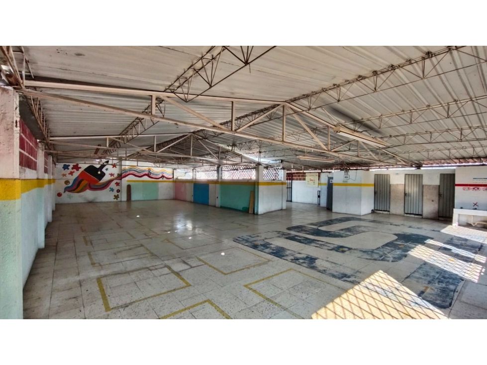 Edificio en venta Valle Del Cauca Cali República De Israel 1092 m2 Habitaciones 14 Baños 10 Garajes 0 Precio $1800000000