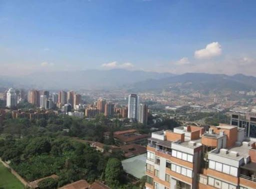 Apartamento en arriendo Antioquia Medellín La Florida 226 m2 Habitaciones 3 Baños 5 Garajes 3 Precio $11000000