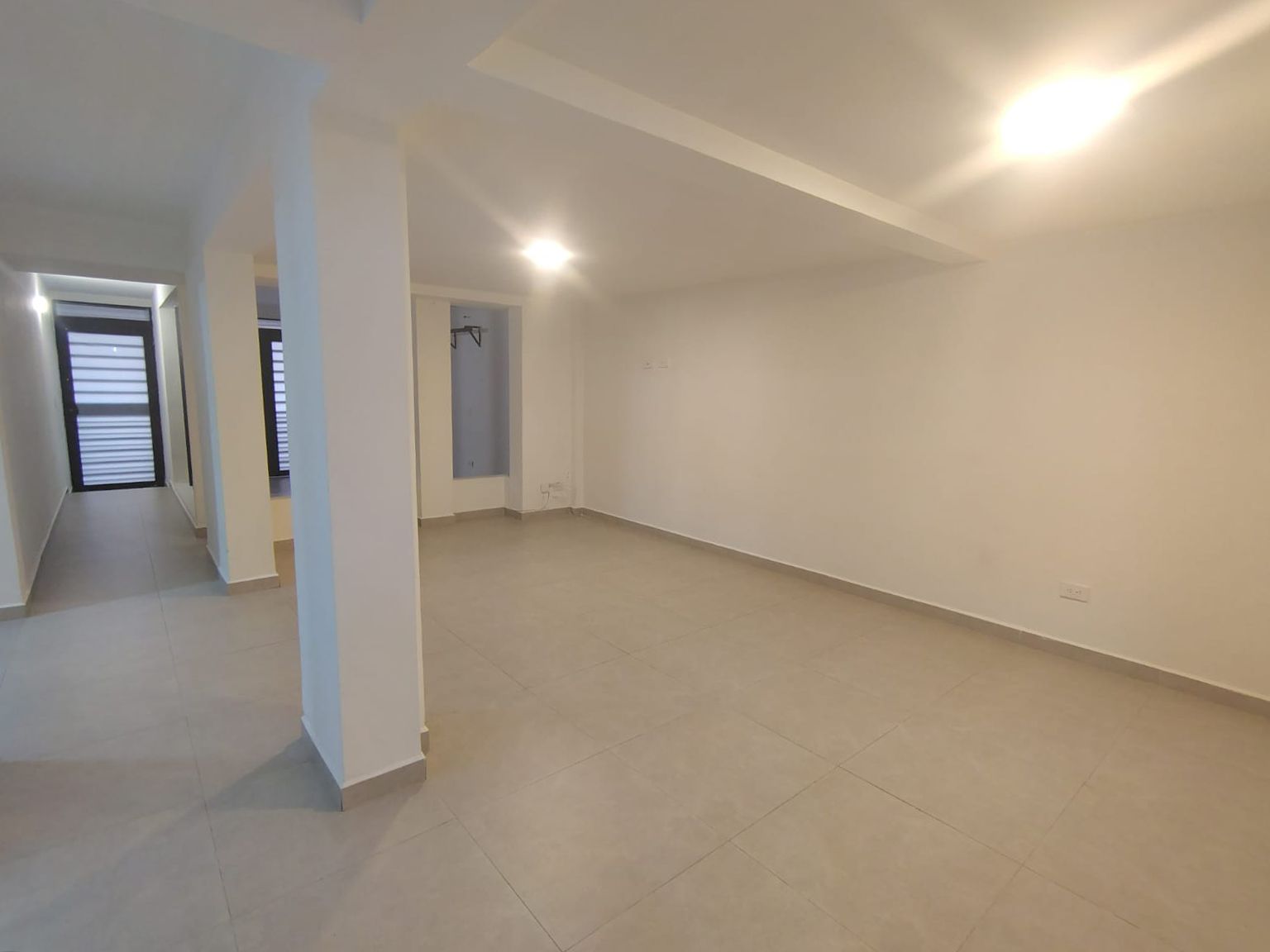 Apartamento en arriendo Antioquia Medellín Rosales 120 m2 Habitaciones 3 Baños 3 Garajes 1 Precio $3400000