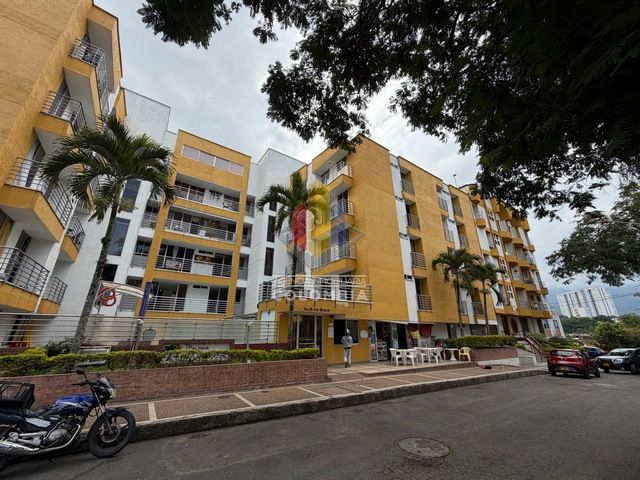 Apartamento en venta Tolima Ibagué Casa Club 65 m2 Habitaciones 3 Baños 2 Garajes 1 Precio $240000000